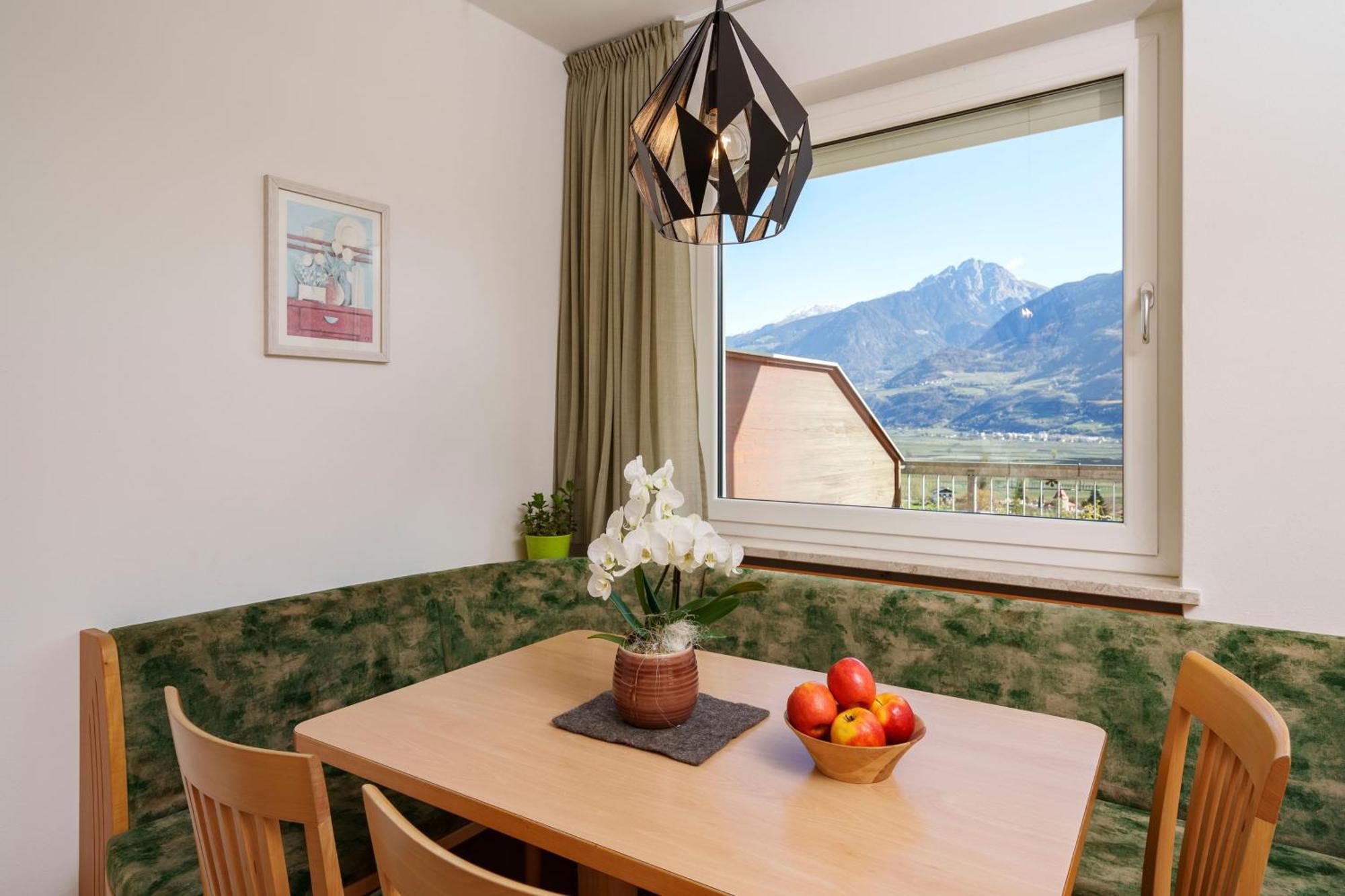 Hotel Törggelehof Cermes Eksteriør billede
